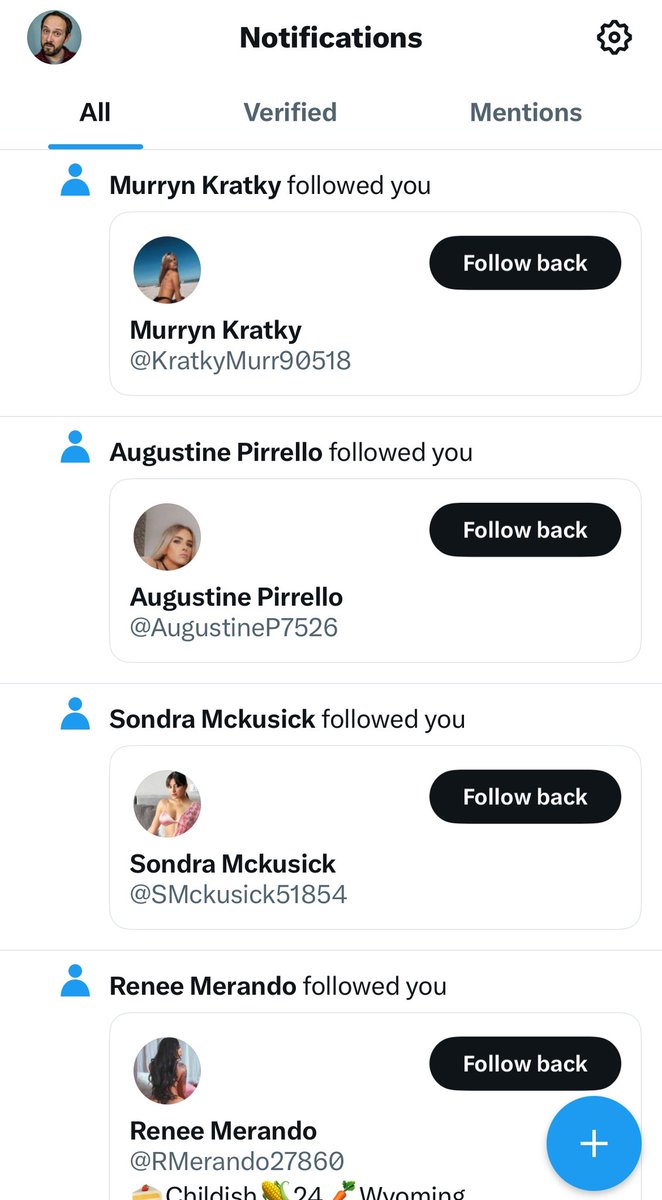 Within 5mins of a tweet about Oasis… 4 new followers! Oh wait… hang on