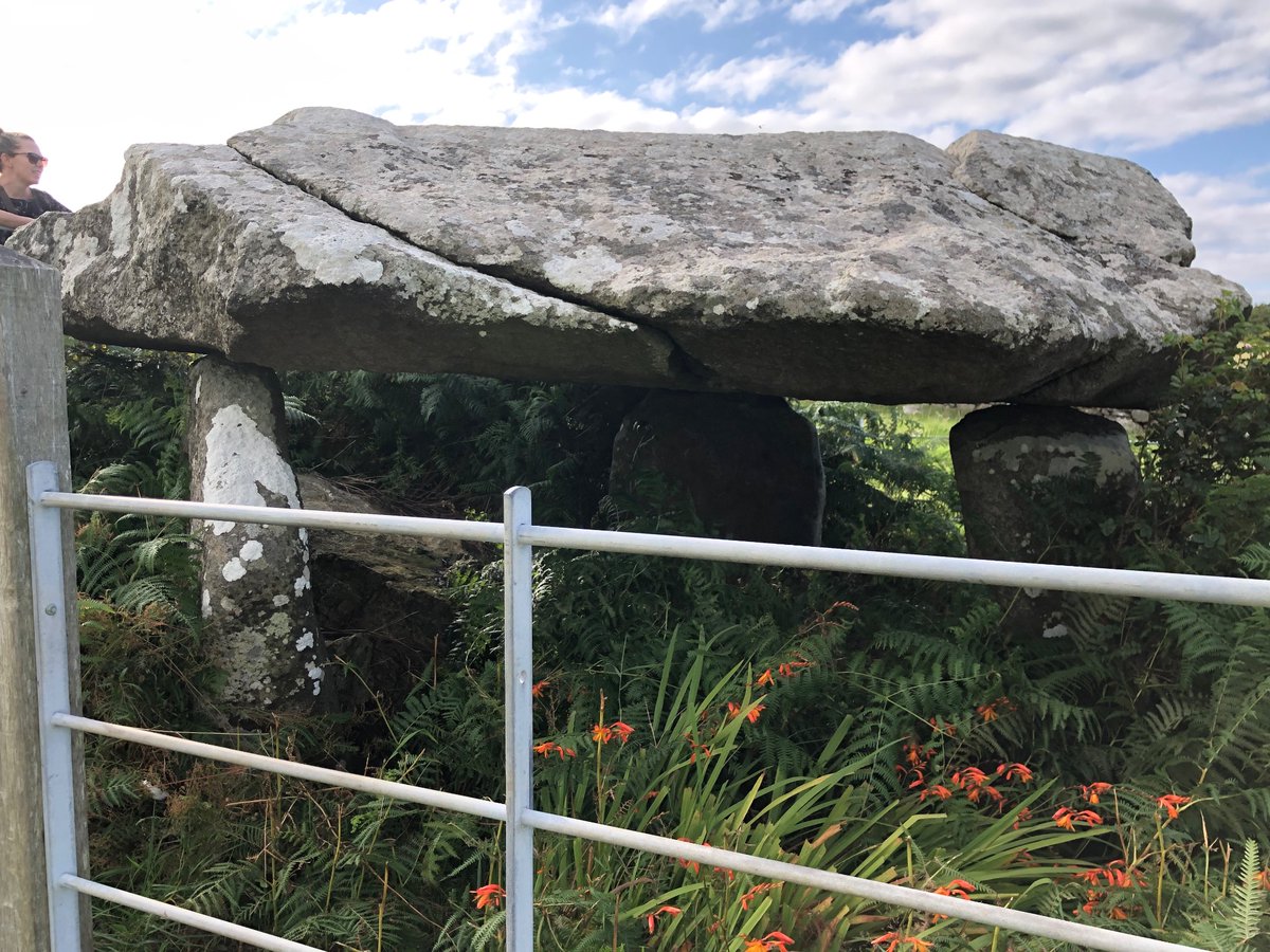 Coetan Arthur/Cromlech Cefnamlwch, Pen Llŷn, p’nawn heddiw