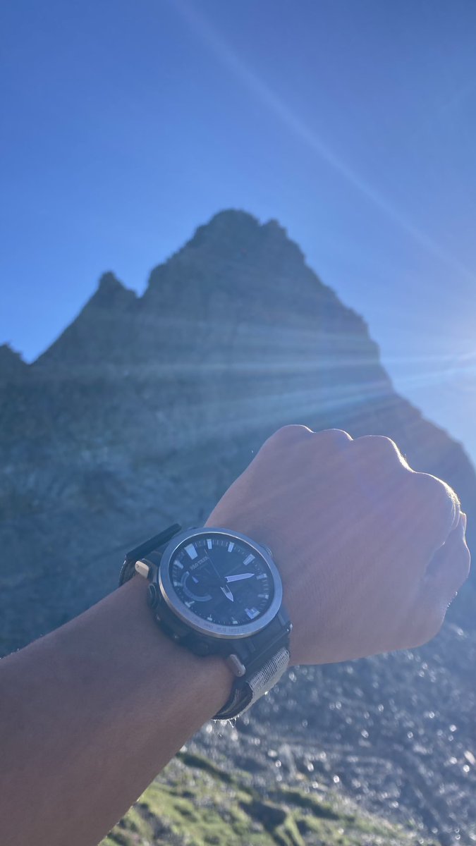 HAL_MEN's tweet photo. 日本百名山　槍ヶ岳の麓でCASIO PRO TREK！

#腕時計 
#PRO TREK
#CASIO
#カシオ
#百名山
#槍ヶ岳 https://t.co/FSzr1JIpru