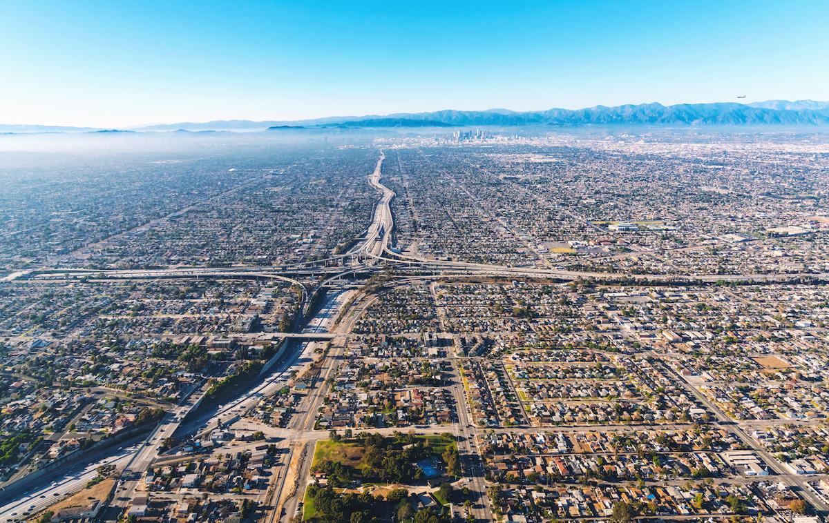 alejandrocsome's tweet photo. Los próximos paisajes urbanos en los Juegos Olímpicos de Los Angeles darán la vuelta al mundo. https://t.co/WFKiL3TmT1