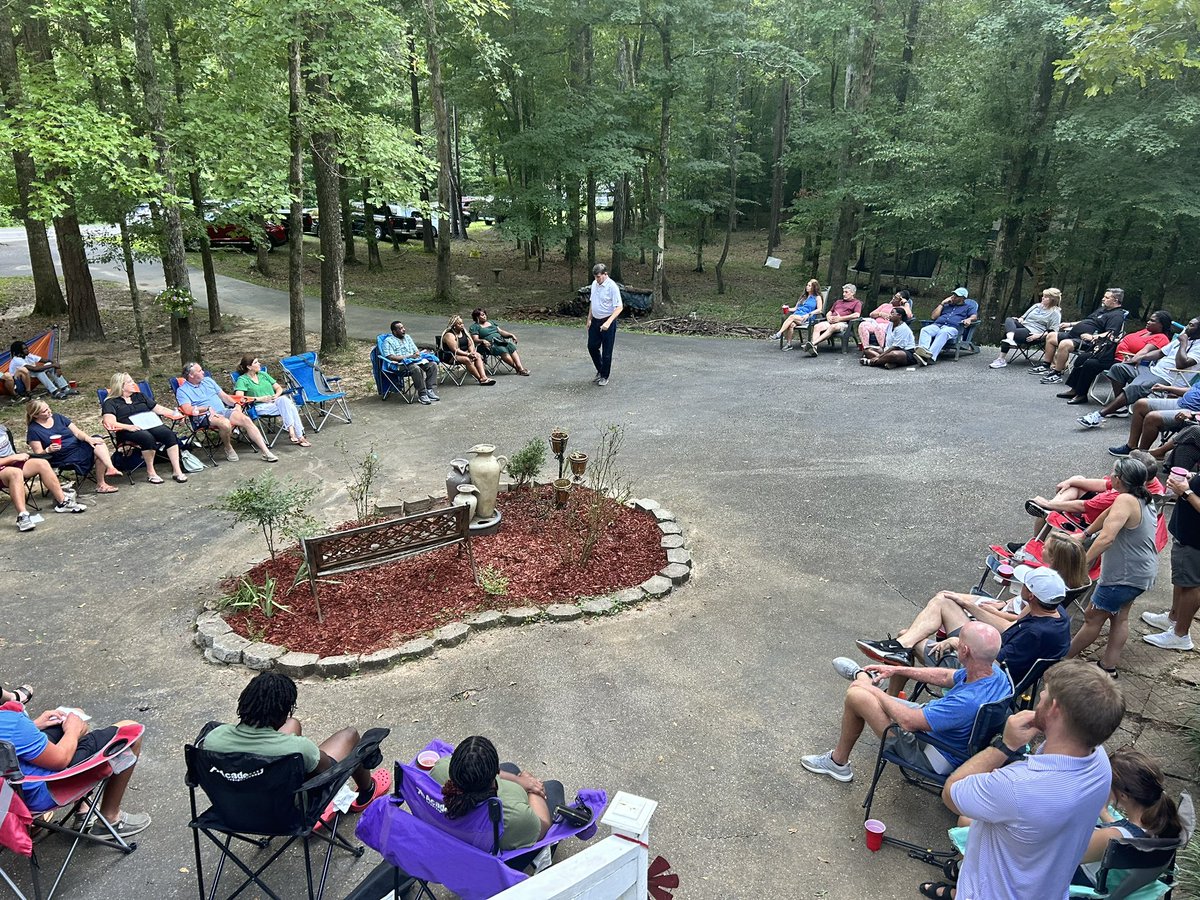 ACA Football (@acaeaglesfball) on Twitter photo Senior weekend!
Mr. Greg Glenn speaking: “Be the third son!” #ActLikeMen
<a href="/CoachMichaelSu1/">Coach Michael Summers</a> <a href="/CoachDockins/">JL Dockins</a> <a href="/epperson_weston/">Coach Epperson</a> <a href="/CoachGregHoward/">Greg Howard</a> Senior weekend!
Mr. Greg Glenn speaking: “Be the third son!” #ActLikeMen
<a href="/CoachMichaelSu1/">Coach Michael Summers</a> <a href="/CoachDockins/">JL Dockins</a> <a href="/epperson_weston/">Coach Epperson</a> <a href="/CoachGregHoward/">Greg Howard</a>