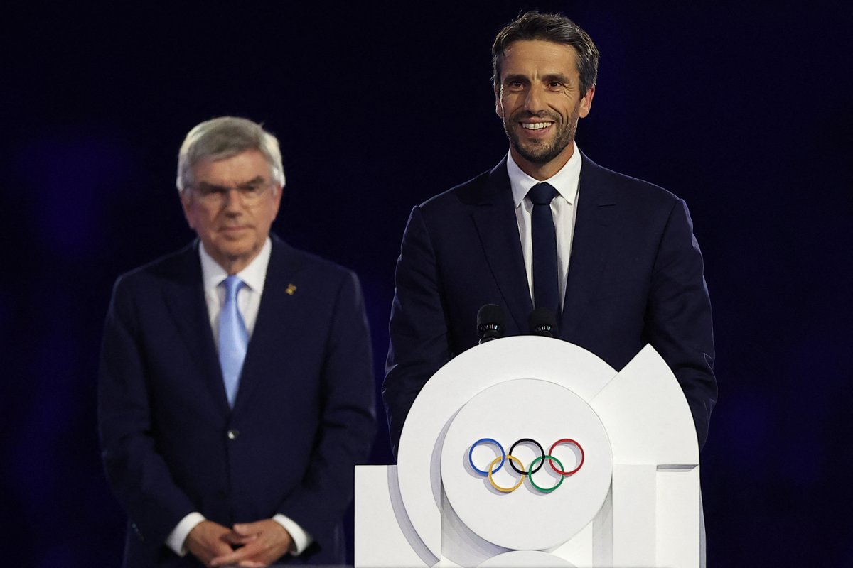 Pendant que les parties politiques se déchirent entre eux depuis des années, un seul homme a su réunir la France et le monde entier en 2 semaines ! 
Votez Tony aux prochaines élections ! 😄
#TonyPrésident
#ClosingCeremony
#Paris2024