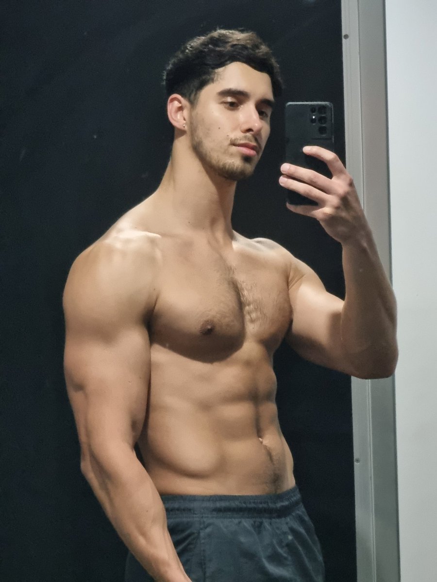 privatebj_VIP's tweet image. Bigger &amp;amp; Better 💦 Do you prefer chest or arms?