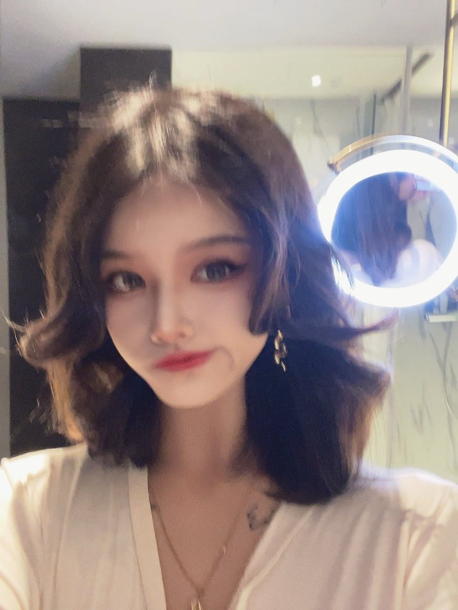 DARLENEDarlene (@juicy_atao) on Twitter photo 