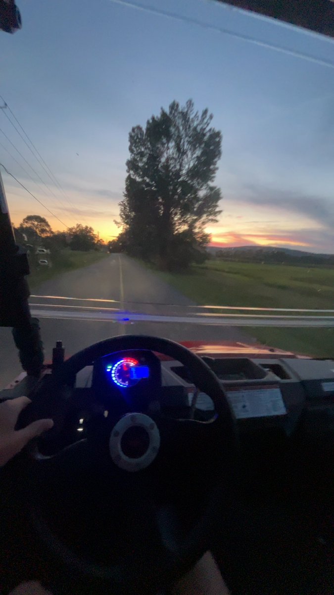 frmglxss's tweet photo. life is beautiful. https://t.co/ISPlwQ1uUa