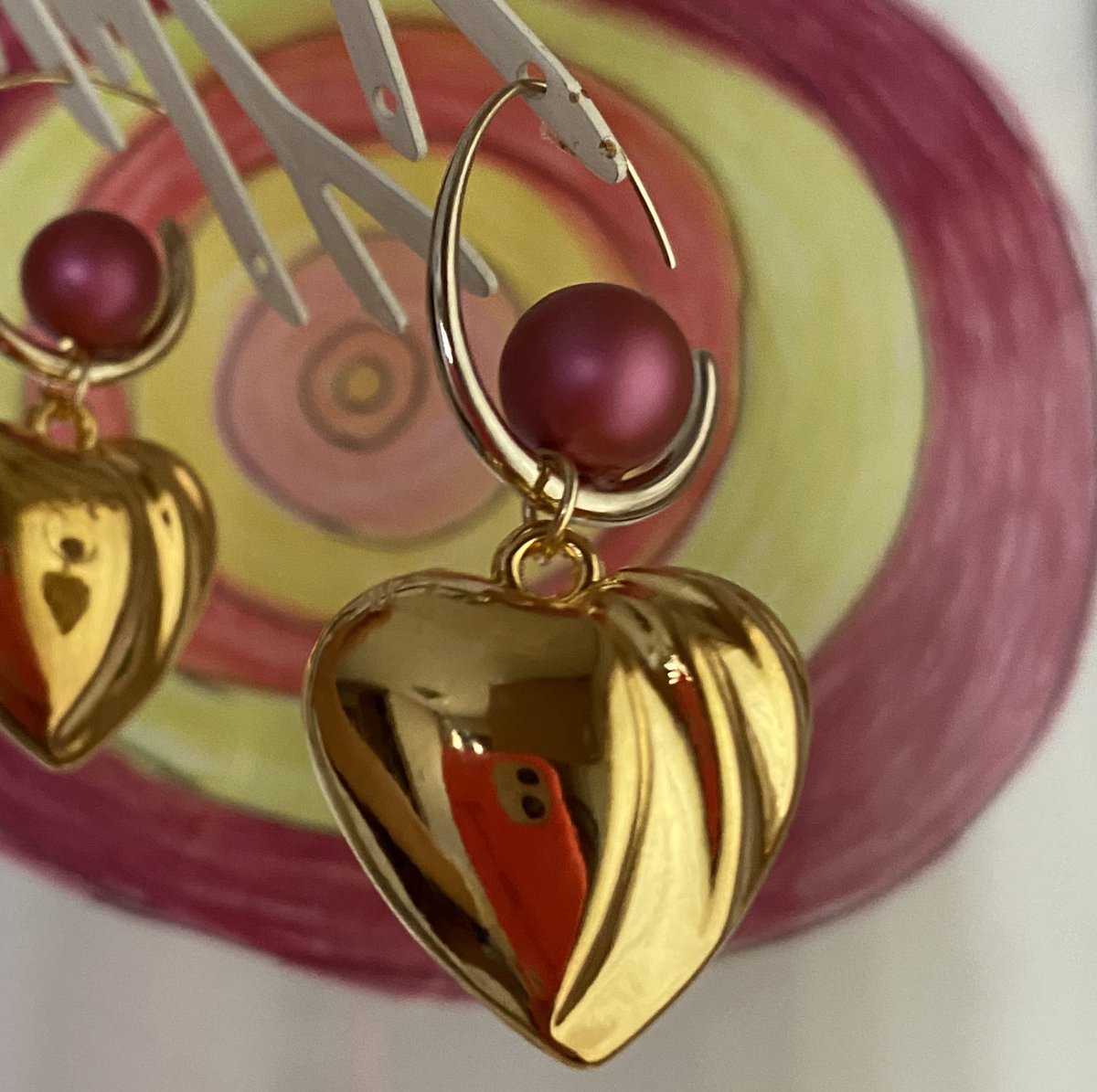 TARAPIART's tweet photo. ハートピアス🩷💜エネルギー

#DragonEarrings #ドラゴンピアス
#マスクチャーム
#vetroveneziano #ART #Accessories #necklace #Germany #London #Italia #France #handmade #ベネチアンガラス #アクセサリー #ハンドメイド #ピアス #ネックレス #マグネットコサージュ #magnetcorsage #絵 #pictures https://t.co/rQZg7vH7BQ