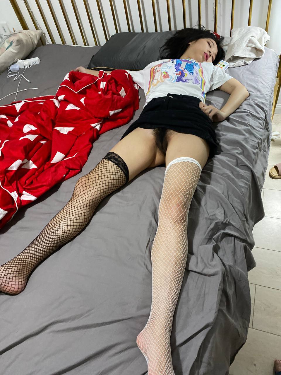 迷奸 Xユーザーの迷奸冰恋さん: 「国产情侣迷玩 男友在家迷玩97年肤白貌美女朋友 #迷奸 https://t.co/qd3t9ePHLG」 / X