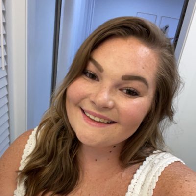__madisonf's tweet photo. Since I haven’t updated my profile pic on here in 4 years 🥲 https://t.co/hEstnglnss