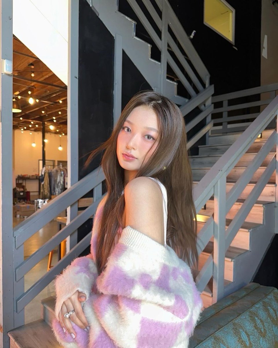 picsyoonchae's tweet photo. #YOONCHAE instagram update

#KATSEYE https://t.co/KAVz5ajRsW