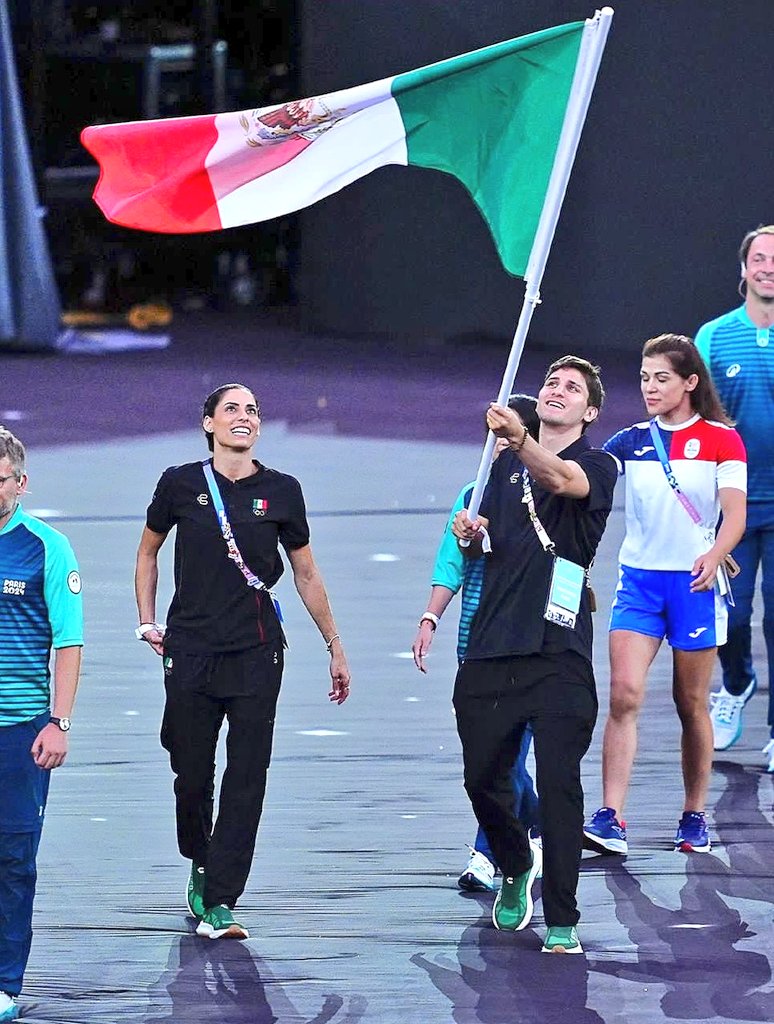 imeldacastromx's tweet photo. Se apagó la llama olímpica en #Paris2024
Felicito a nuestros medallistas y a todos los y las atletas de #México por su gran esfuerzo, logros y por hacernos vibrar. Un #OrgulloSinaloa que nuestro medallista de plata, el mazatleco @MarcoAGreen haya sido el abanderado en la clausura de los #JuegosOlímpicos. #ClosingCeremony
#TodosSomosOlimpicos
