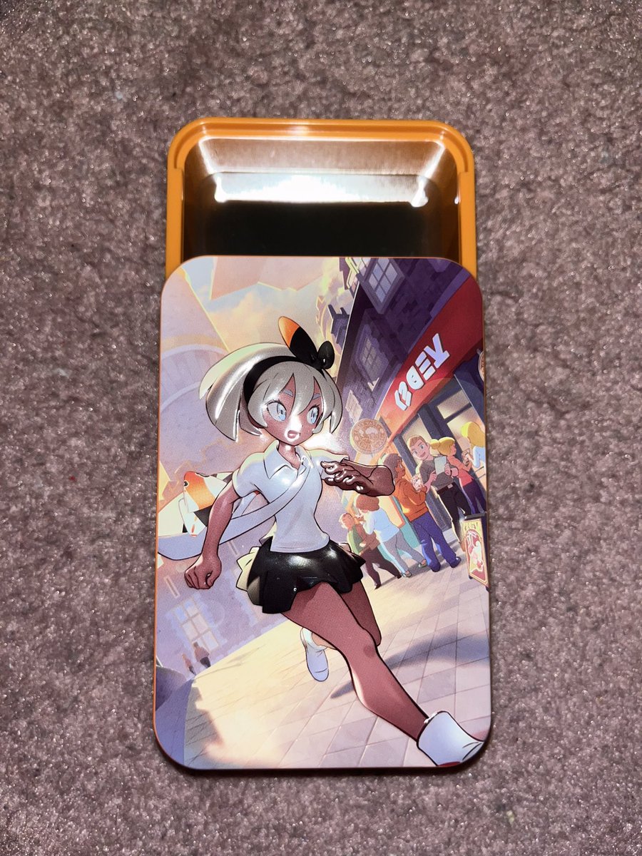 mizzlyyy's tweet photo. Selling Pokemon China exclusive tin &amp; sleeves 

Bea tin $10 + shipping 

Bmwt- $5 https://t.co/sLqBuFQYMZ