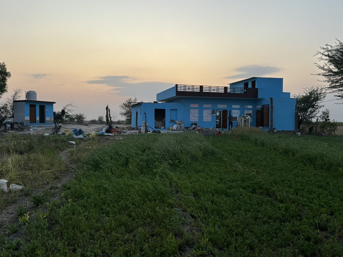 ‘’जिंदगी तुम्हे वो नही देगी जो तुम्हे चाहिए 
जिंदगी तुम्हे वो देगी जिसके काबिल तुम हो,,!!

╭─❀⊰ ✅✅