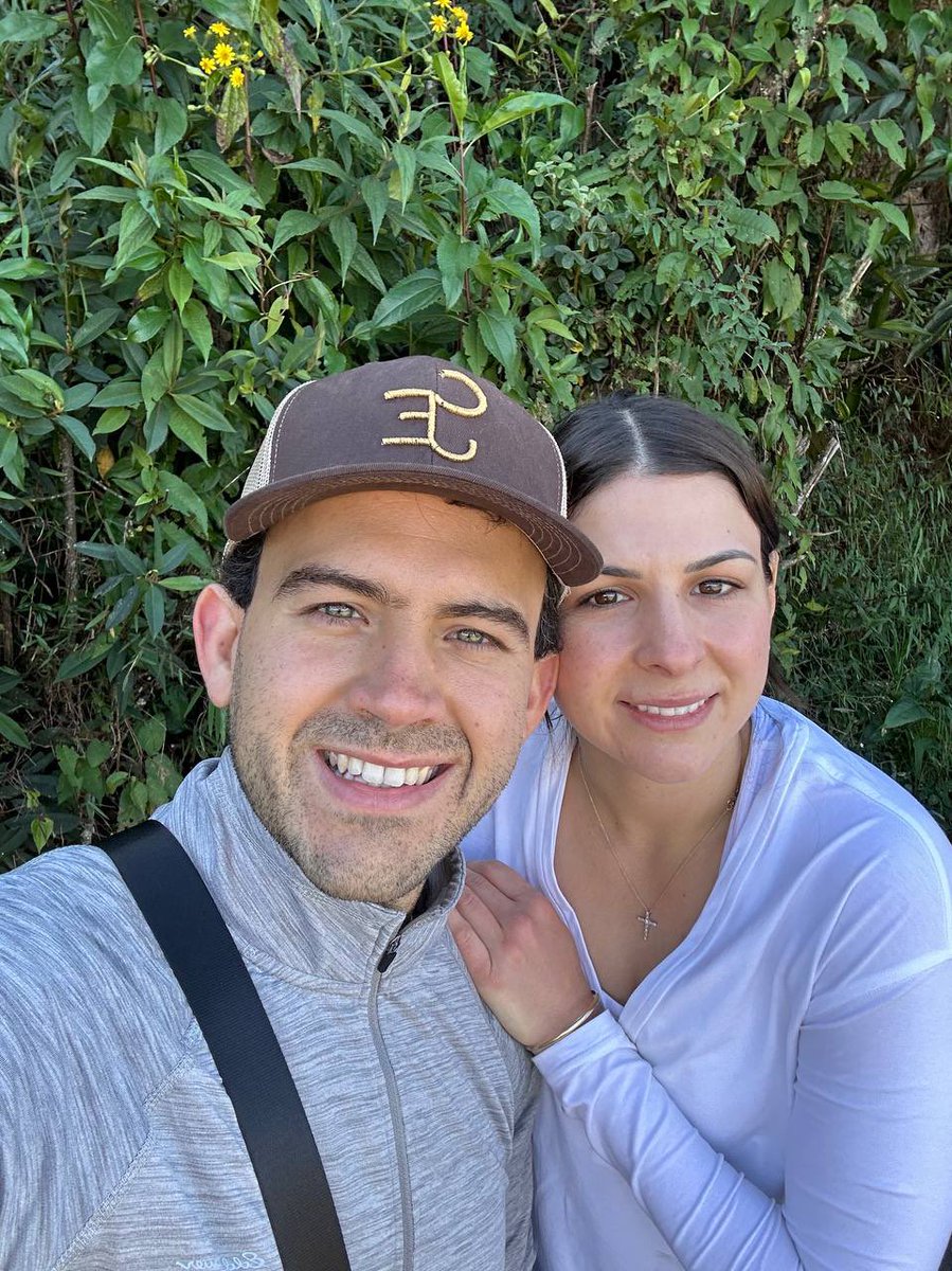 gelizondop's tweet photo. ¡Así nuestro domingo! 😍🙏🏻
#Familia #MiChula #Coahuila https://t.co/g1yrnoB6DY