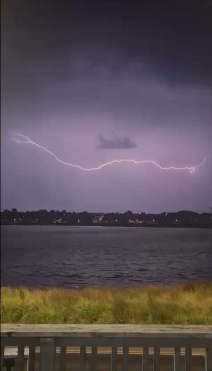 56 Central tweet media