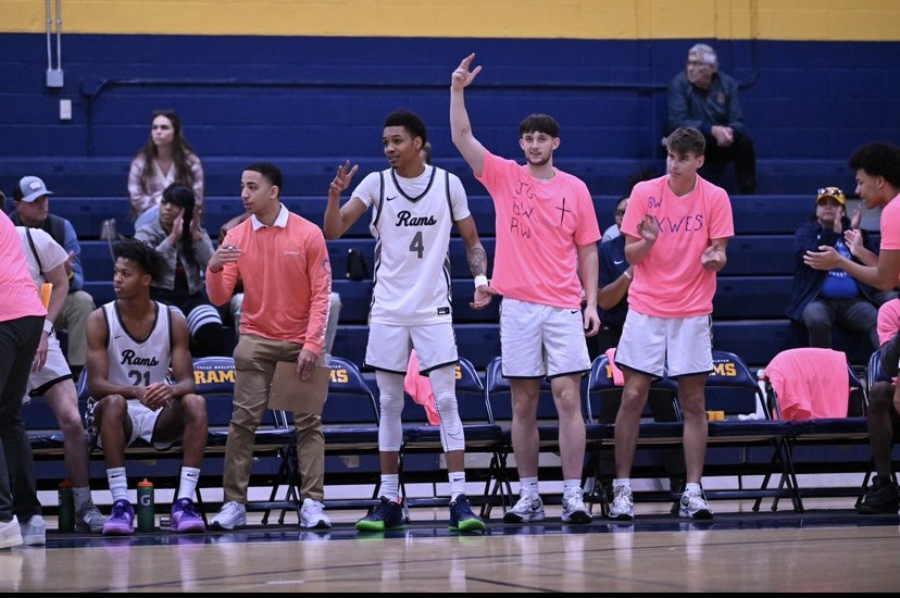 Tevin_98's tweet photo. Year 3 Incoming‼️Can’t wait for the season 🔥💪🏽 https://t.co/w6zZYtSG4q