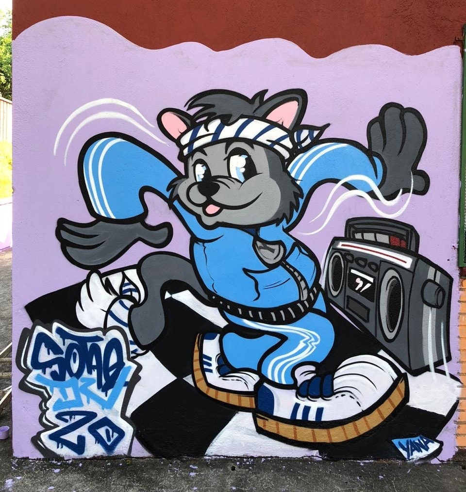 sotaq's tweet photo. B.boy Zipper Cat from Our Class "Crew" (The Get Along Gang). Art fair at the XVII  projetograffitischoo l that took place at CEI Maria Elizabete Lima Mota.

#arte #character #thegetalonggang #hiphop #boombox #dance #mural #streetart https://t.co/4zX56jJQg6