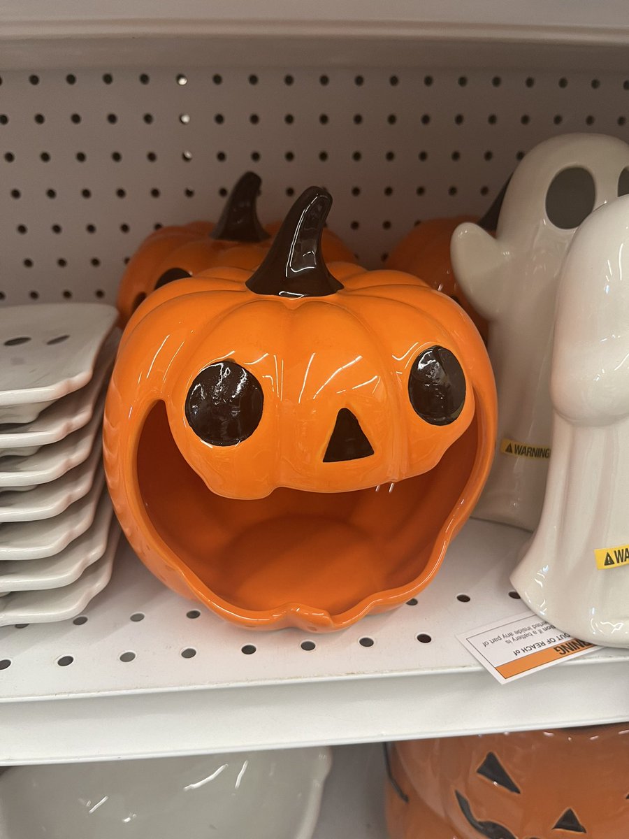 RainbowBrittles614 tweet media