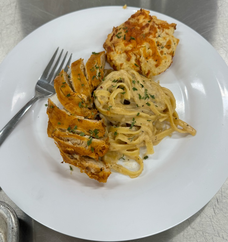 GreeneTechCtr's tweet photo. Advanced culinary arts students heated up the competition this week as they showcased their food preparation skills for our new instructor. Both meals were a feast for the eyes and palate. 
#culinaryarts #gtcworkready https://t.co/PVvj344bwY
