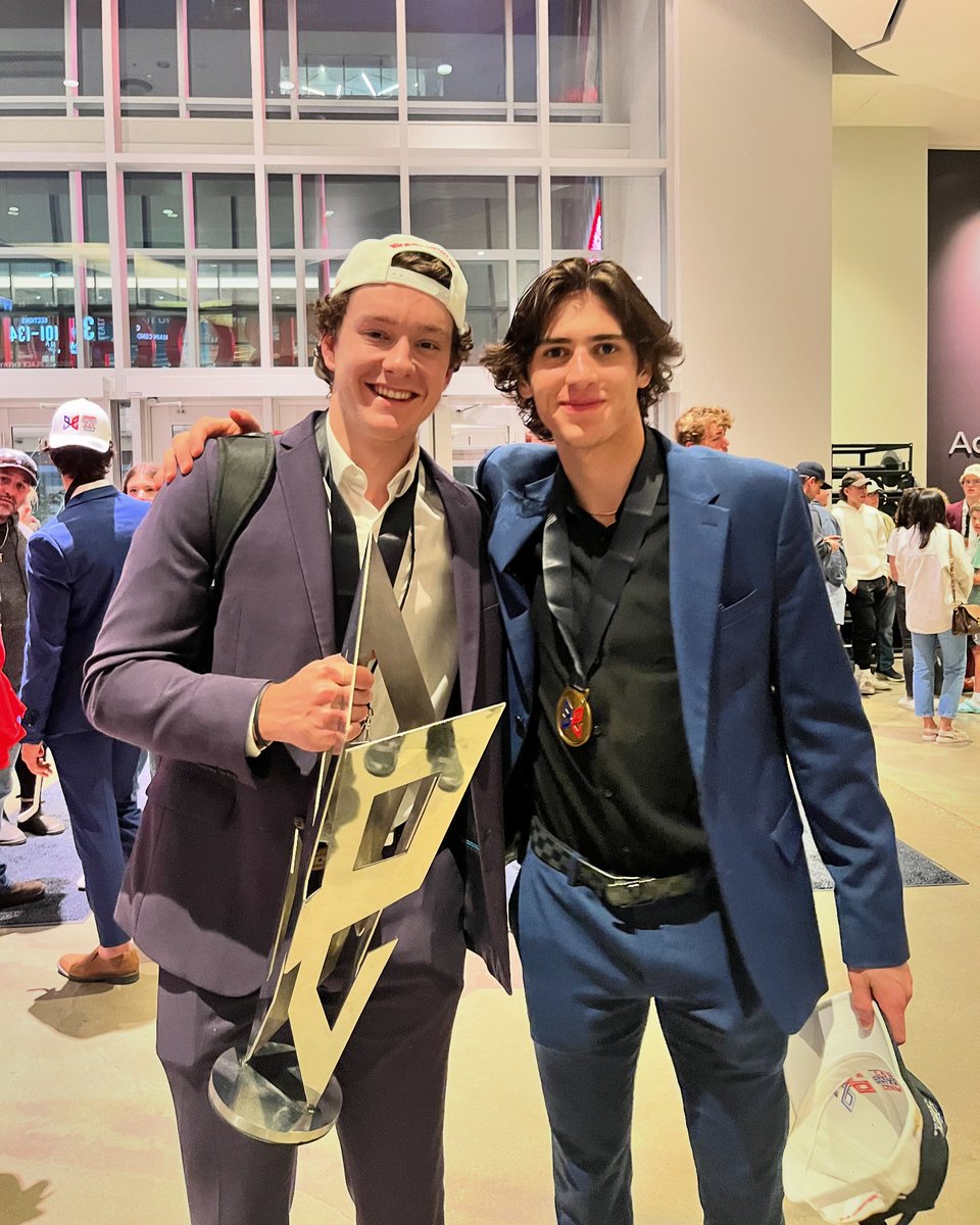 Our Golden Boys Cameron Reid and Luca Romano!! Congratulations to these two #OHLRangers on winning the #HlinkaGretzkyCup
