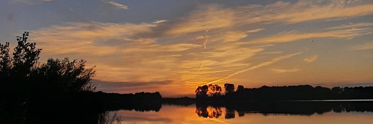 Took this pictures of an amazing sunset a few days ago on an evening trip with a good friend of mine :)
