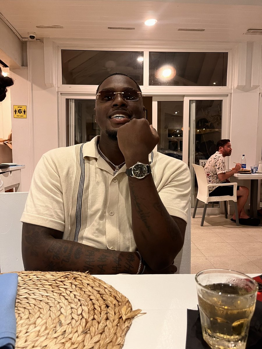 pxtcakeszn's tweet photo. 🦍👍🏿 https://t.co/1xEqpk3WhV