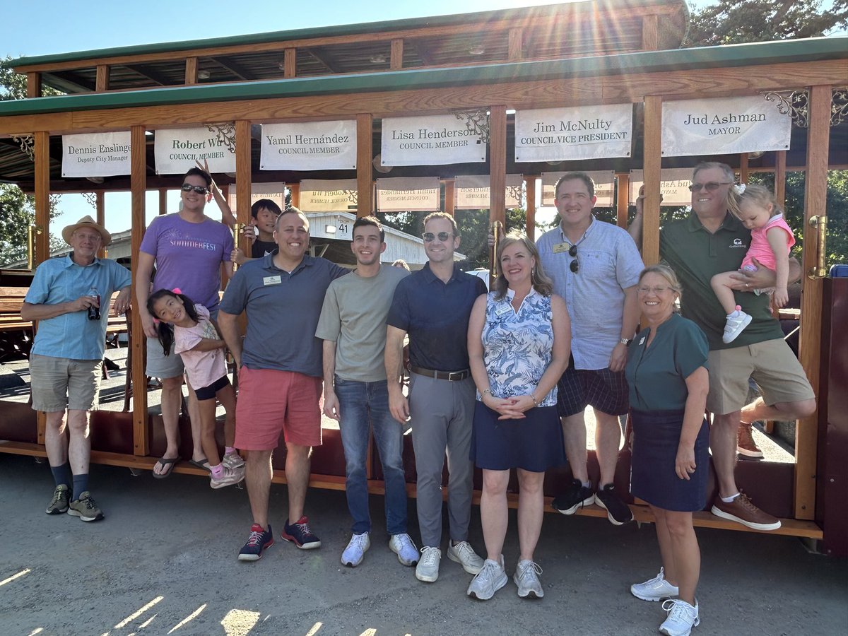 Perfect afternoon at the <a href="/MOCOFAIR/">Mont. Co. Ag. Fair</a>. Thank you to the incredible 4-H Clubs for hosting us during the parade and to all the volunteers and participants who make this such a special showcase of local farmers every summer!

Check it out this week: mcagfair.com
