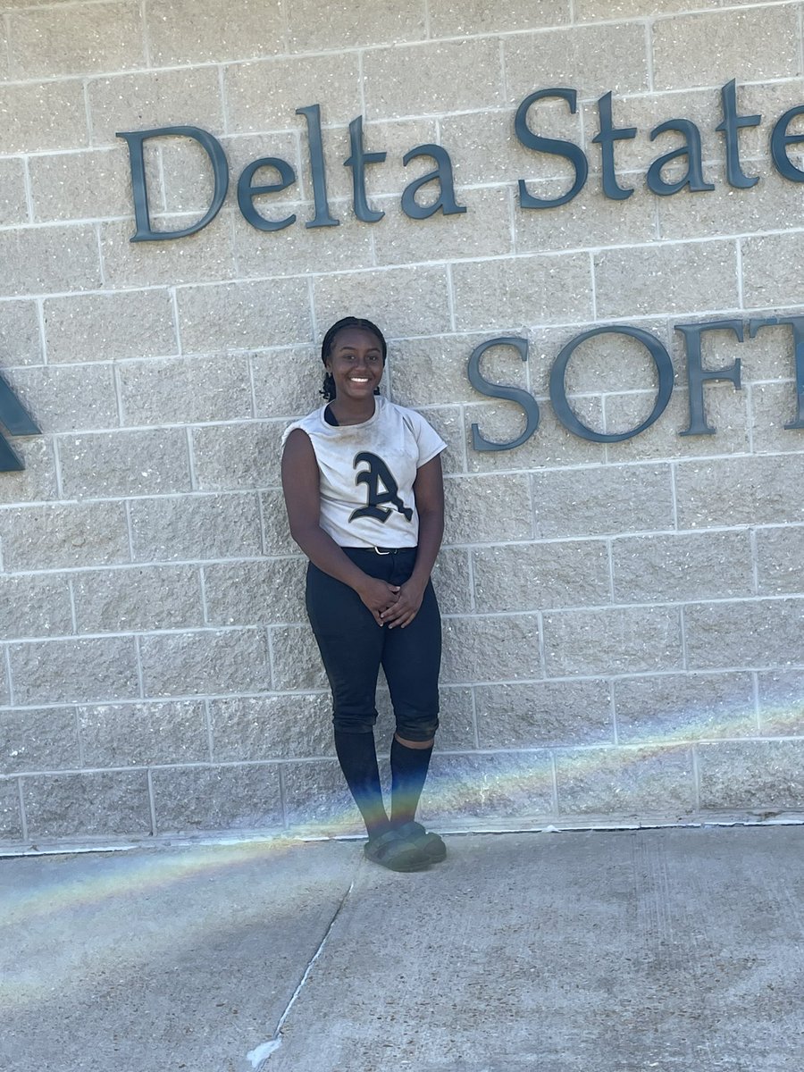 SamoneBurdine's tweet photo. ⚡️U👀IT⚡️@DeltaStateSB camp yesterday moving runners making contact .. #MojoFamily #MojoDomination #MojoMentality 🔵🟠 @AmoryFPsoftball #AmoryStrong 🖤💛 Thanks @WhitneyHaynes_ & CoachHuff 🥎‼️ https://t.co/sNn9J1SkaI