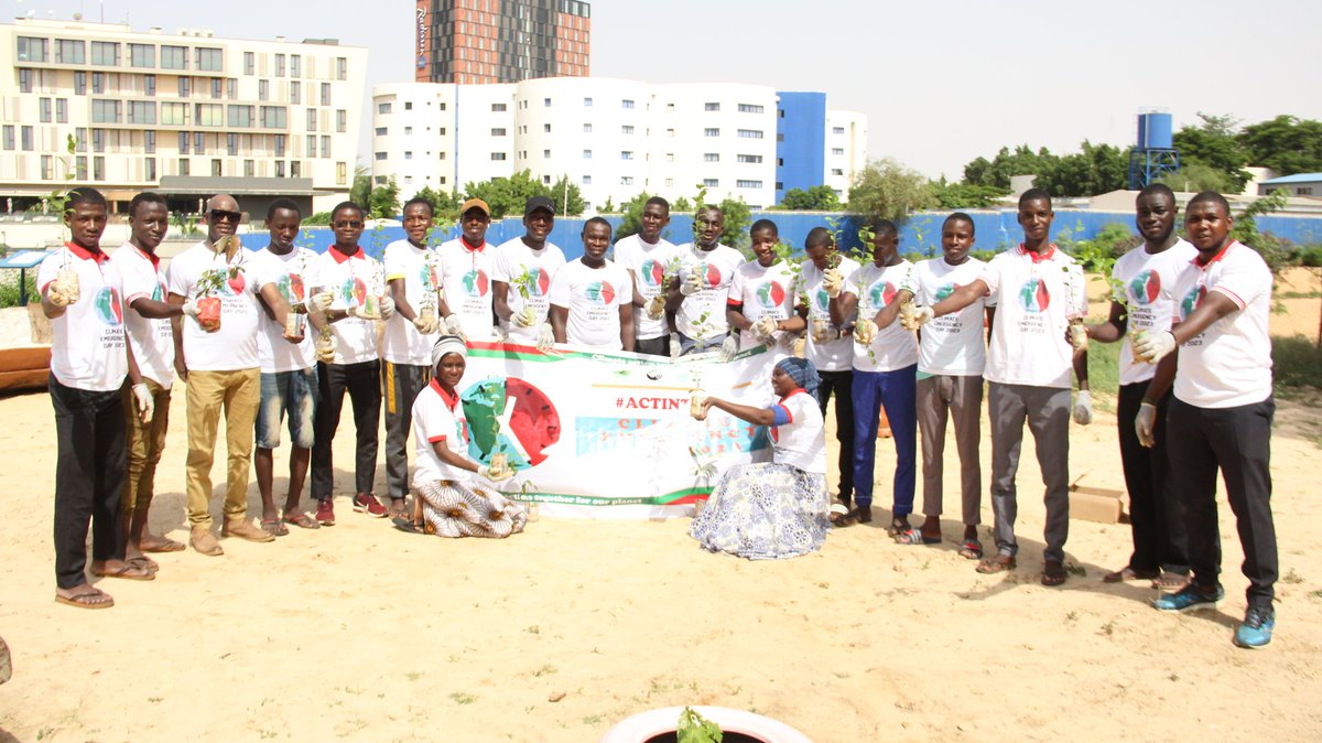 @
#ActNow 
<a href="/AfricaClock/">Climate Clock Africa</a>