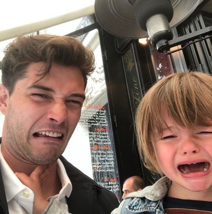 chasingghostsw's tweet image. __________________________________   
 ← 🔘 Andrew Skarsgård                 ⠇                                        
¹⁰ ᵐᶤᶰ ᵃᵍᵒ 
 
A throwback to celebrate the guy I admire the most. Happy father’s day. 

And remind y’all,  I’m taller than him now