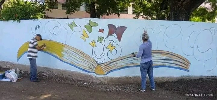 Un día más de esfuerzo colectivo y de transformación comunitaria #ProvinciaGranma
#Cuba 
<a href="/DiazCanelB/">Miguel Díaz-Canel Bermúdez</a> <a href="/DrRobertoMOjeda/">Dr. Roberto Morales Ojeda</a> <a href="/YudelkisOrtizB/">Yudelkis Ortiz Barceló</a> <a href="/YanetsyTerry/">Yanetsy Terry Gutiérrez</a>
