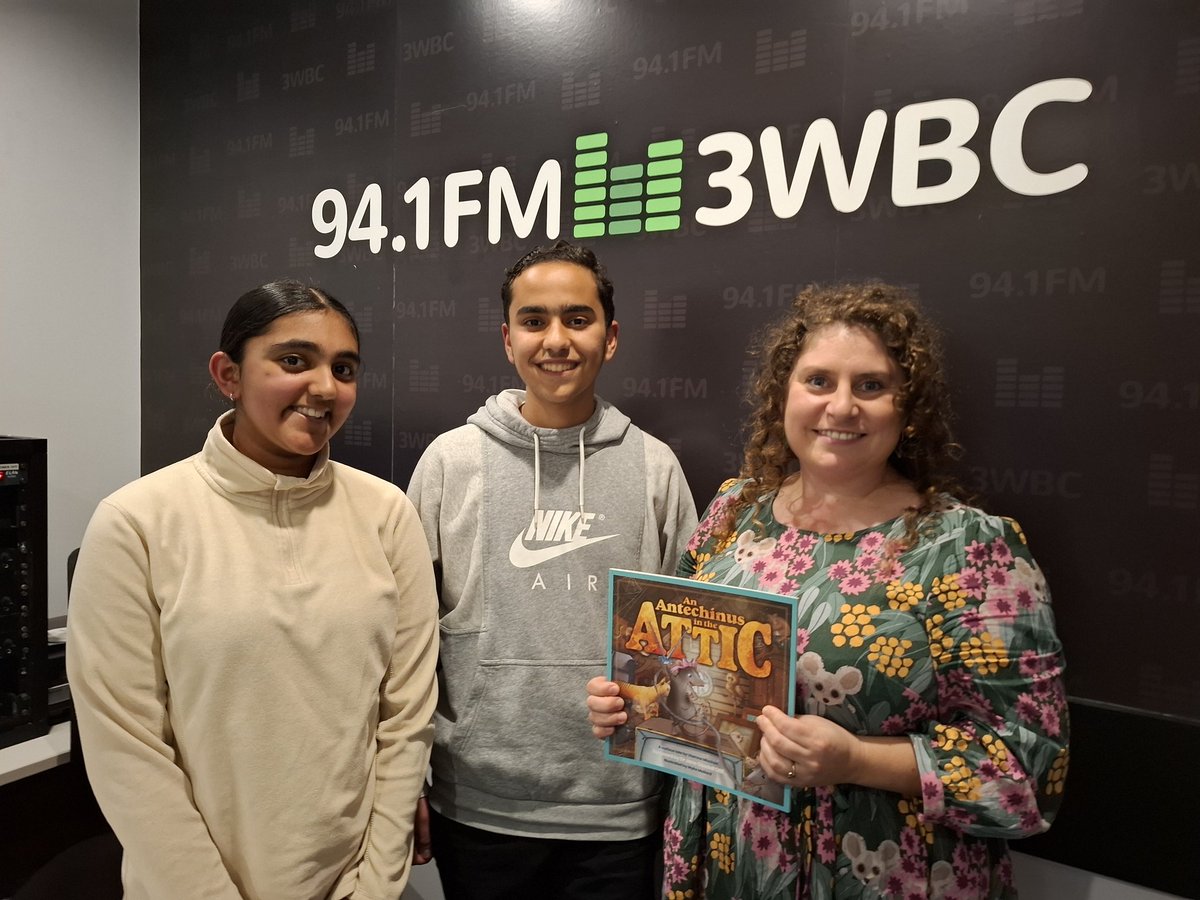 DrDunnart's tweet image. Had so much fun Sunday afternoon talking about #dunnarts, #antechinus and #thylacine on 94.1fm, 3WBC, for the launch of children's book 'Antechinus in the Attic'! What amazing young #radio presenters! 
@SBNyouthmedia #conservation #threatenedspecies #dasyurids #scientist #scicomm