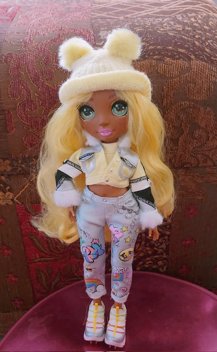 Miichel701's tweet photo. #rainbowhigh #dolls #doll #toys #toy #collection #collector #collectibles #kidcore #toycore #mgae #mga #figures #dolldress https://t.co/3oQtZJSf5X