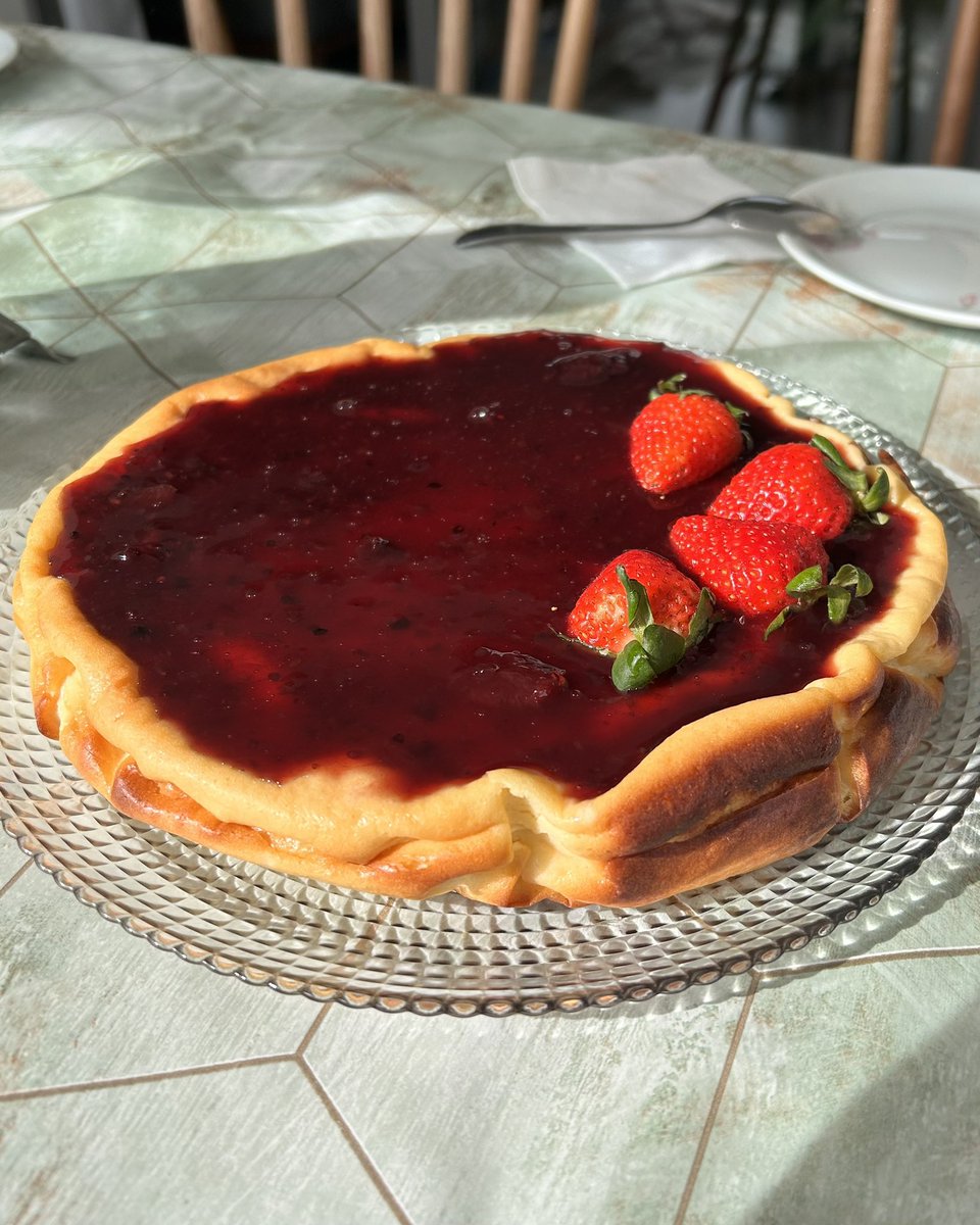 ampscml's tweet photo. mais uma vez fazendo o cheesecake de airfryer da @paolacarosella 👑 https://t.co/DscCgu1Xg4