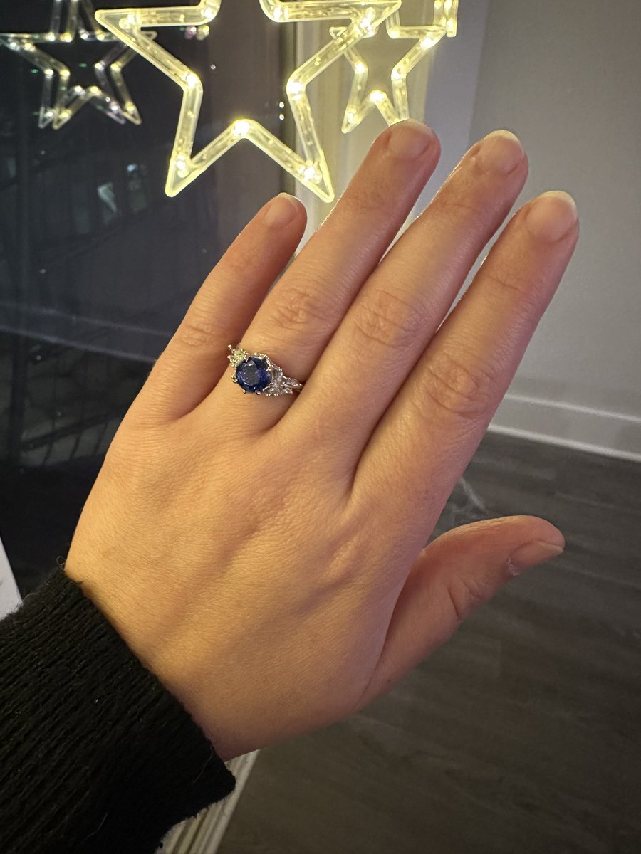 𝐦𝐚𝐫~ tweet media