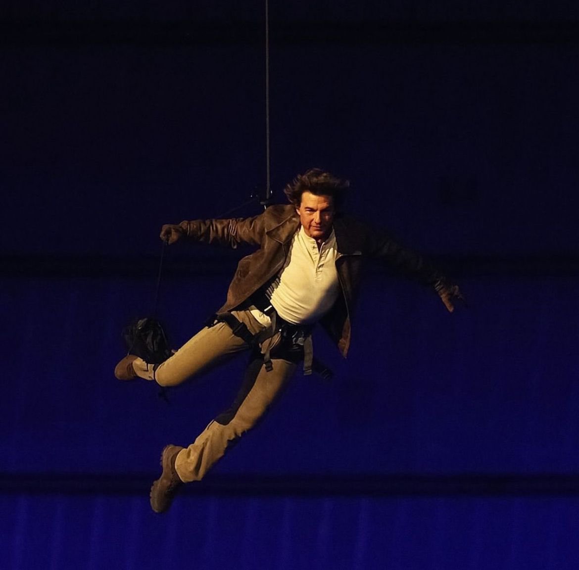 CinesUnidos's tweet photo. Misión: Un increíble cierre para los Juegos Olímpicos 😎🔥

Solo #TomCruise podía hacerlo 👏🏻👏🏻 https://t.co/aAoT223RKV