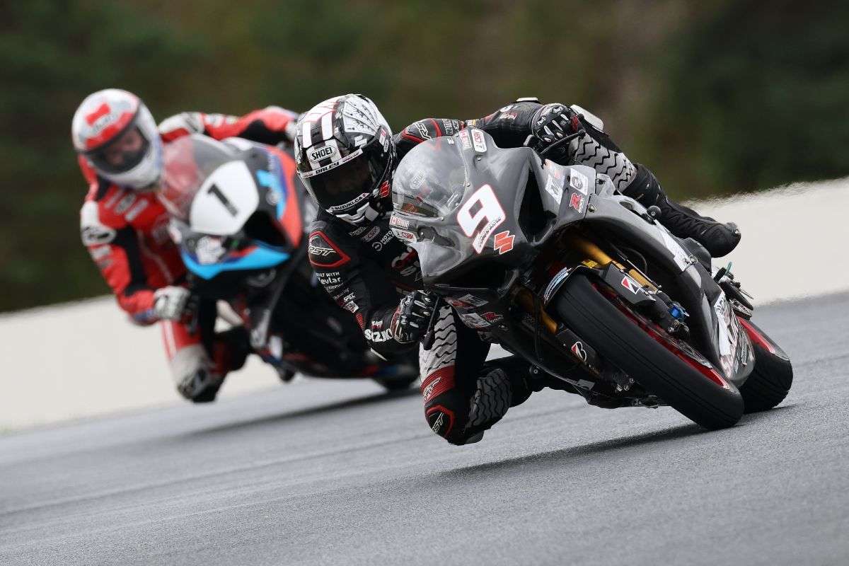 inside_motorcyc's tweet photo. Sunday again proved to be Trevor Daley’s day in round five of the Bridgestone Canadian Superbike Championship, as he doubled up for the second time this season in changing conditions at Canadian Tire Motorsport Park. #CanadianMotorsportPark #csbk
https://t.co/mDPoMmeWiA https://t.co/4czyuQWRKu