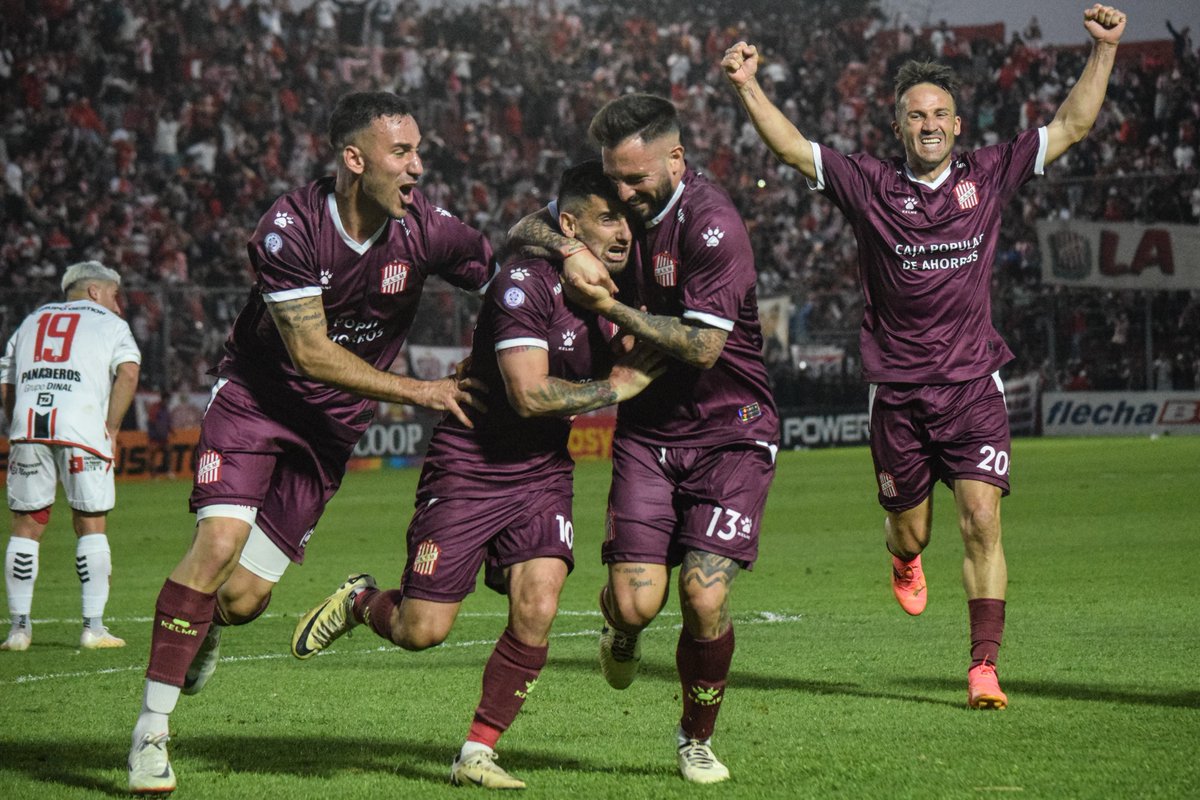 Vamos a pelearla hasta el final 🫡🇦🇹

¡Vamos los Santos! 🇦🇹