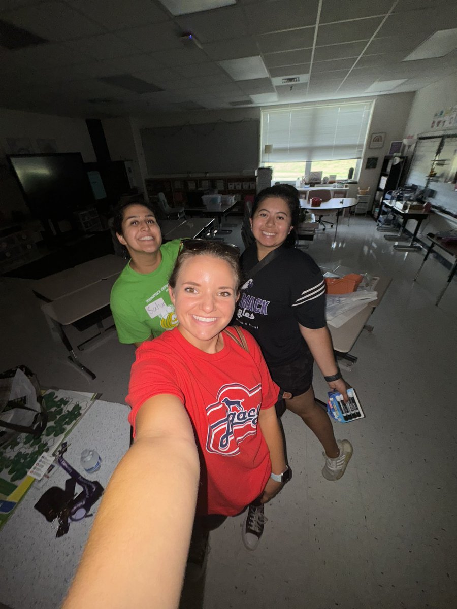 <a href="/MrsAmirifar/">Mrs. Amirifar</a> <a href="/MissKasuba/">Ms Kasuba</a>