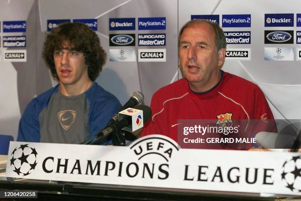 2cralavirno's tweet photo. Con la confirmada salida de SR20 y que no se retirará, estos dos siguen quedando como los únicos jugadores vivos de la historia del Club que sólo han vestido nuestra gloriosa camiseta. Els Carles: #Puyol y #Rexach 
#HistoriaBarça https://t.co/fMTbZ7CjDK