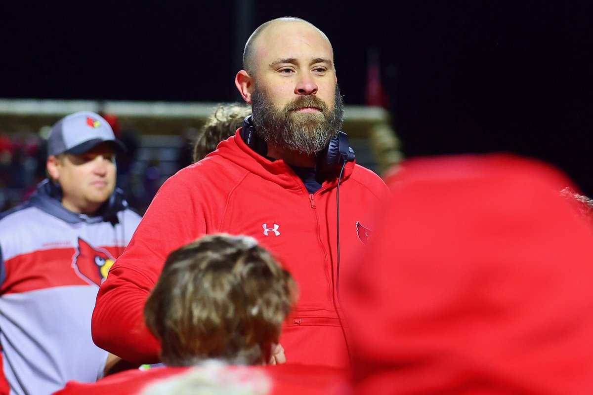 '24 FB: How a KS legend helped Hoisington football and HC Zach Baird rank No. 1 for all classes in two key stats entering this fall

sunflowersportssolutions.com/newsarticle.cf…

Photo by <a href="/KSportsImages/">Everett Royer</a> 

<a href="/HoisHSFootball/">Cardinal Football</a> <a href="/colereif/">Cole Reif</a> <a href="/joeybahr/">Joey Bahr</a> <a href="/Tony_Moore118/">Tony Moore</a> <a href="/AddieBaird1/">Addie Baird</a> <a href="/jimmisunas/">Jim Misunas</a>
