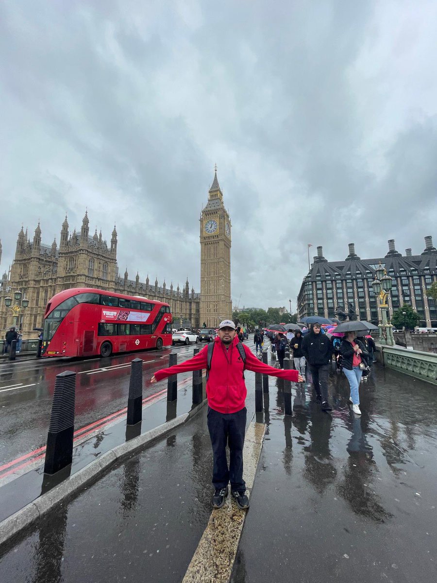 Profe Rodríguez tweet media