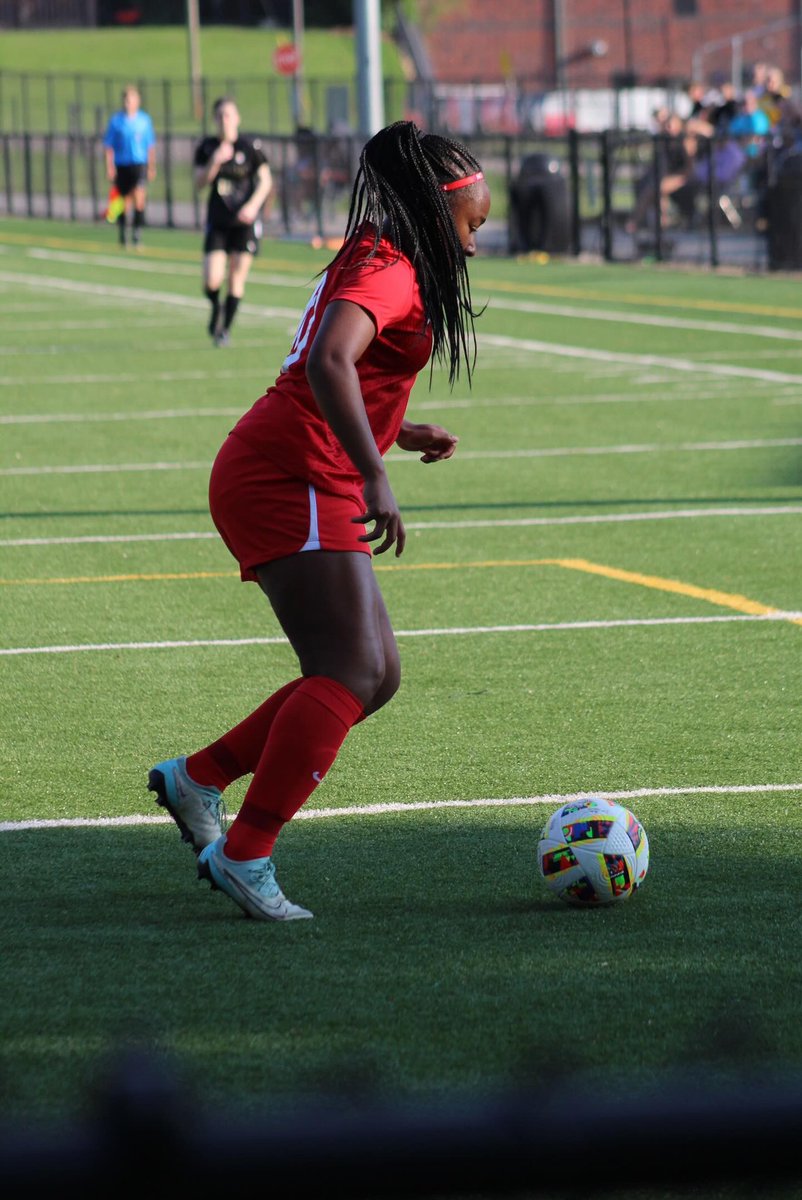KhloeSRob's tweet image. Thank you @BUGoldenTigers for scrimmaging us on Friday. I had so much fun competing against collegiate players, and look forward to starting my season. Also huge shoutout to @Coach_Cee_Jay for put this together for us . Good luck during your season and go 🐅🐅🐅