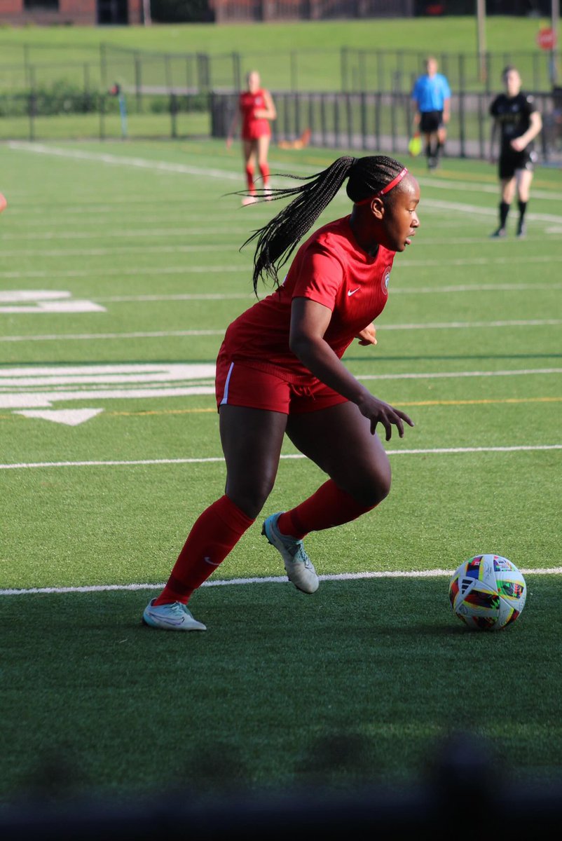 KhloeSRob's tweet image. Thank you @BUGoldenTigers for scrimmaging us on Friday. I had so much fun competing against collegiate players, and look forward to starting my season. Also huge shoutout to @Coach_Cee_Jay for put this together for us . Good luck during your season and go 🐅🐅🐅
