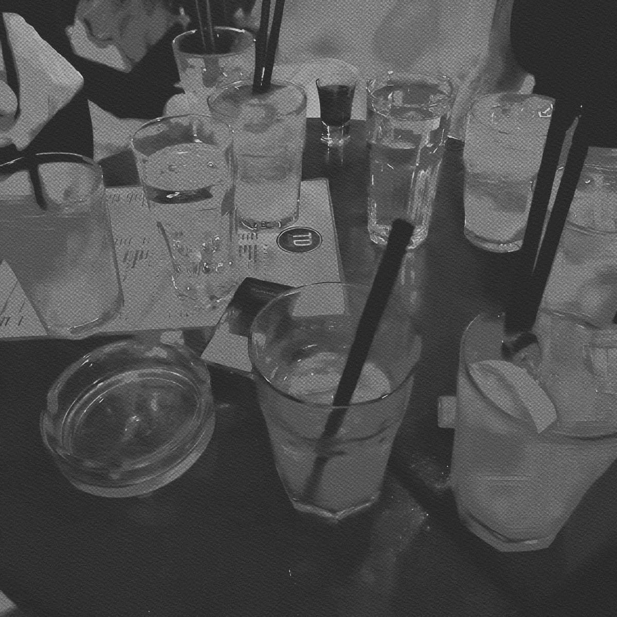 duskfaller's tweet photo. ⠀
⠀
⠀⠀⠀⠀⠀  @𝗁𝖺𝗓𝖾𝖼𝖺𝗒𝖾  ;
⠀
⠀⠀⠀ night  out  in  ibiza  !  🍷🥂

⠀ https://t.co/U15CnZoovm