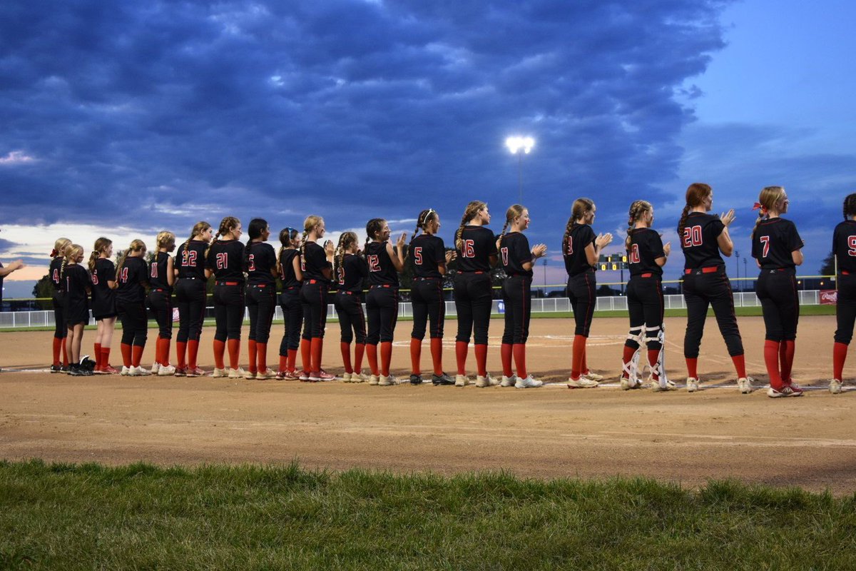 FilliesPrairie's tweet photo. 2024 Prairie softball tryouts are tomorrow from 8-10:30AM and Tuesday from 3:15-5:30PM. Please join us at Prairie! Make sure your updated physical has been turned in to the nurse’s office. Excited for another great softball season. Go Fillies! https://t.co/sgwG7X0ZLY