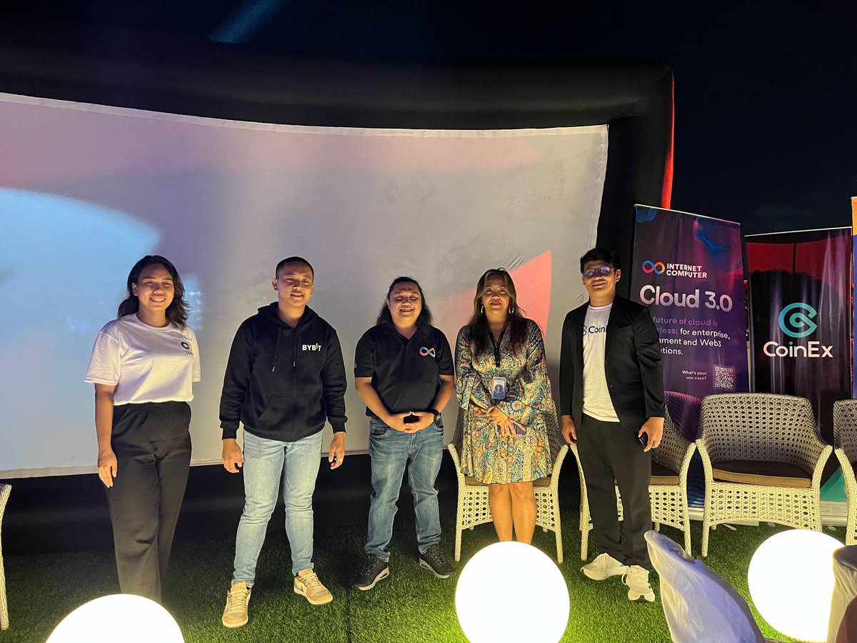 RobViaBTC's tweet photo. 🙏 DAGHANG SALAMAT CEBU🙌
We are grateful to everyone who made #CONN3CT @web3Cebu a huge success! Your passion, energy, and enthusiasm for Web3 technologies truly made this event unforgettable.
A special shoutout to all the gamers, students, crypto enthusiasts, investors, developers, and entrepreneurs who joined us. 🚀 Together, we are building a stronger, more connected Web3 community. Thank you, Cebu City! Until next time🌟
#CoinEx #Conn3ct #Cebu #Web3 @iamraine_