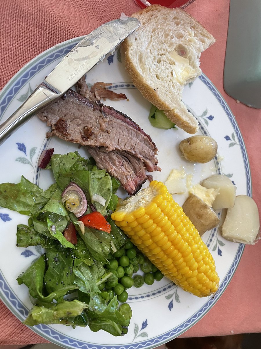 Go4theBeef's tweet photo. Well that was awesome! Thanks to Alberta cattle farmers for the Alberta Beef brisket @albertabeef @CattleFeedersAB, paired with Taber Corn #Tabercorn cooked on the @KamadoJoe . No need to say more. https://t.co/VkuceOzy5J