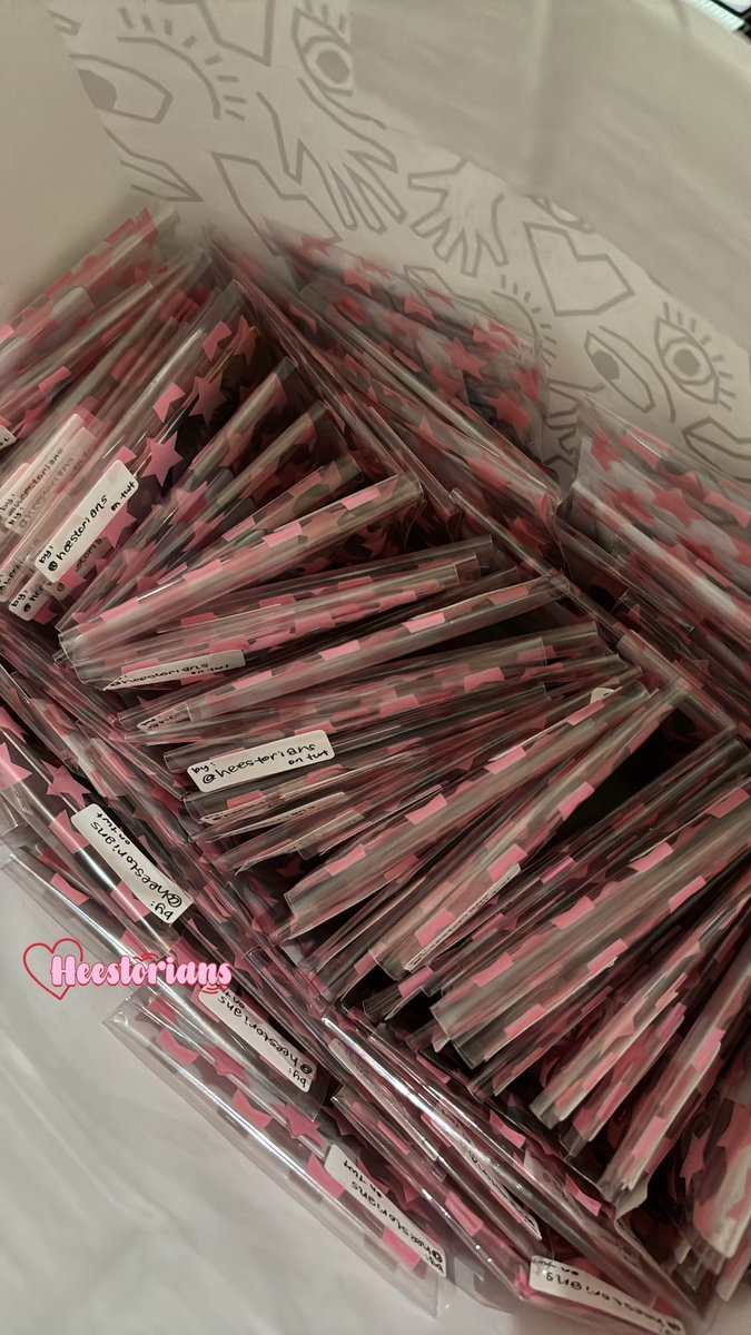 heestorians's tweet photo. +*:ꔫ:*﹤FREEBIES FATE+ IN JAKARTA BY @HEESTORIANS, A THREAD﹥*:ꔫ:*+ﾟ

📆 only on day 2 show, 18 aug
📍ice bsd outside hall 1-2 (exact location will update in thread)
⏰ tba — until run out!
📮 bookmark this thread/pinned for updates

#ENHYPEN #FATEPLUS_IN_JAKARTA #freebies https://t.co/OFd3tWb4bV
