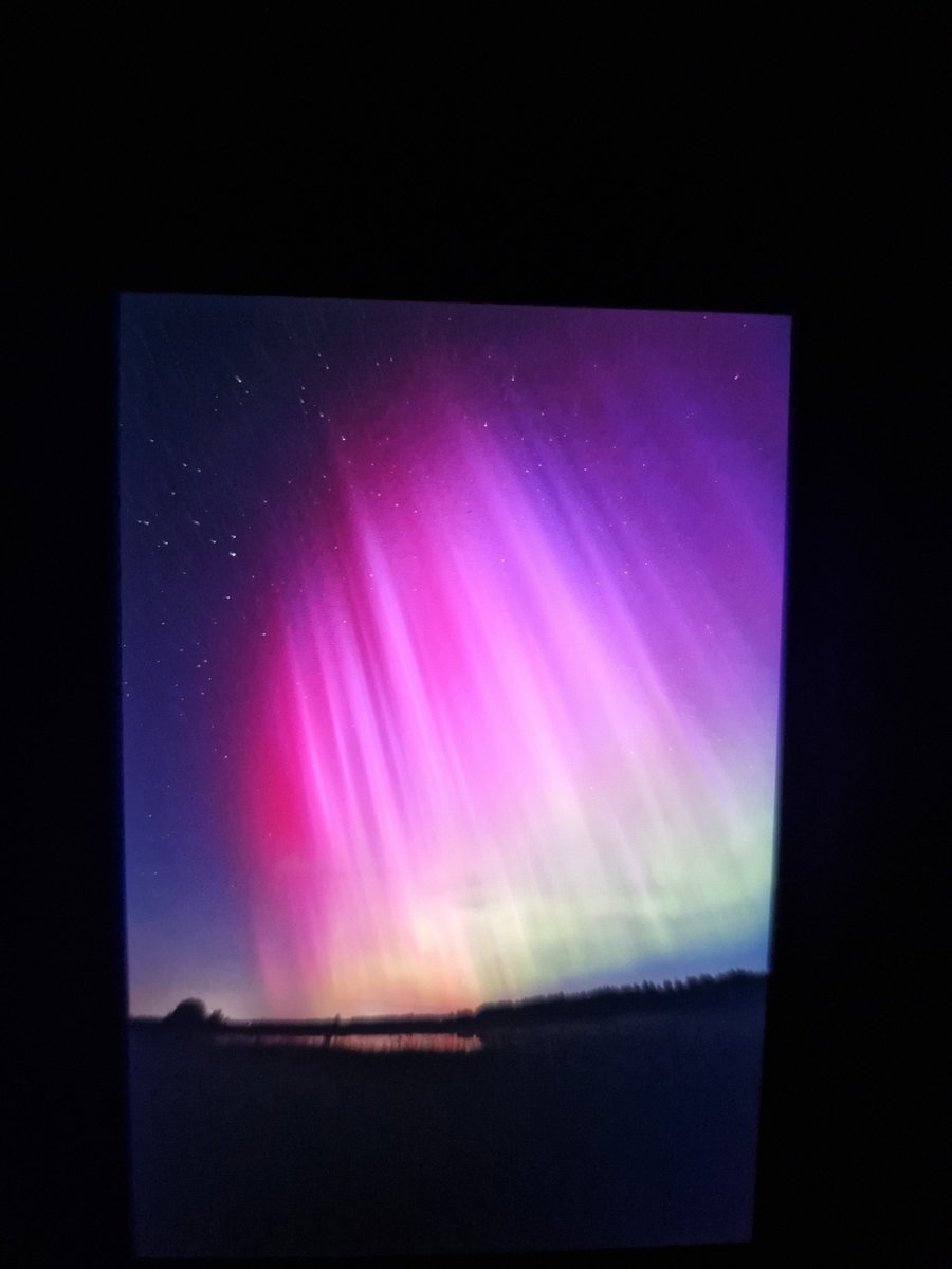 What an amazing #aurora display we've had this night in east Norway! #noorderlicht #northernlights