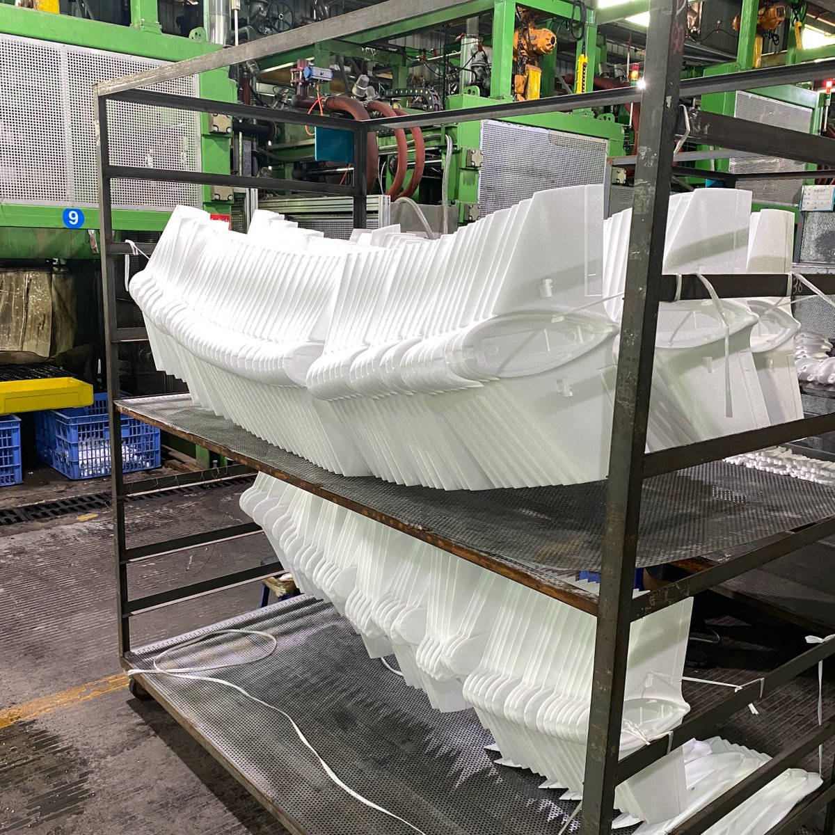 pmpfepp's tweet photo. Do you know why it needs to use string to hang on the EPP foam molded airplane airframe wing parts?

#EPP #EPPairframe #EPPairplane #eppHobby #EPPrcPlane #modelplane https://t.co/q4aobRLYWM